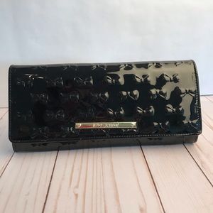 Betsey Johnson patent clutch/crossbody